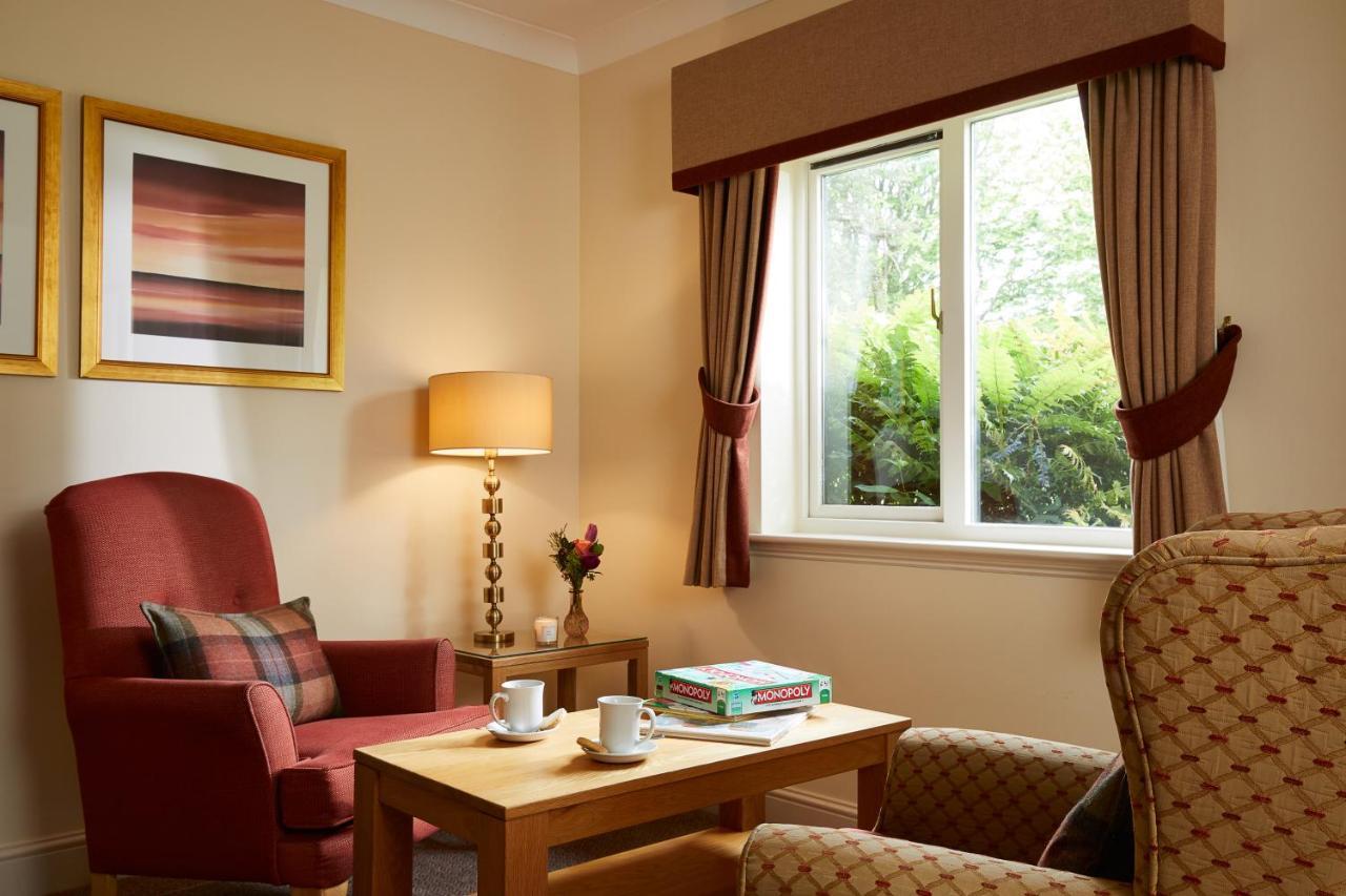 Macdonald Elmers Court Resort Lymington Exterior photo