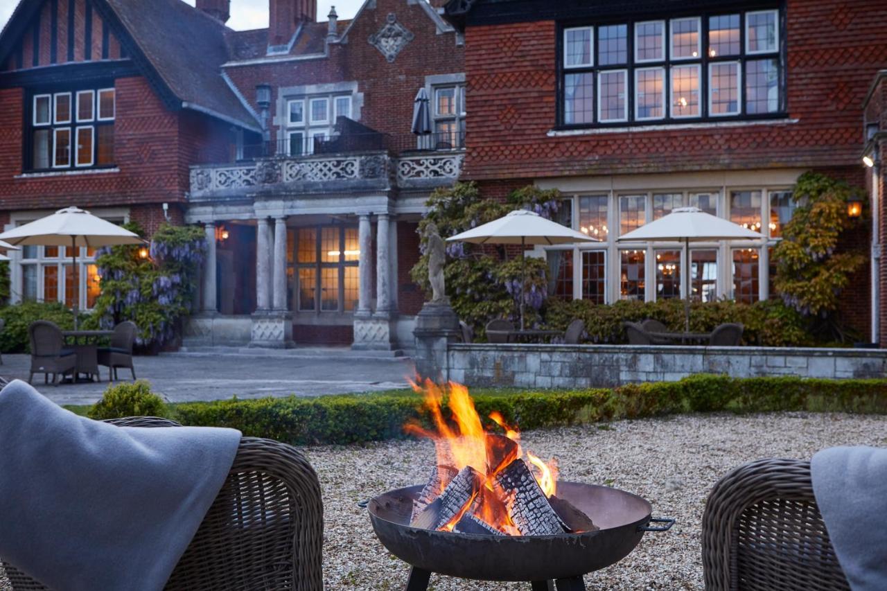 Macdonald Elmers Court Resort Lymington Exterior photo